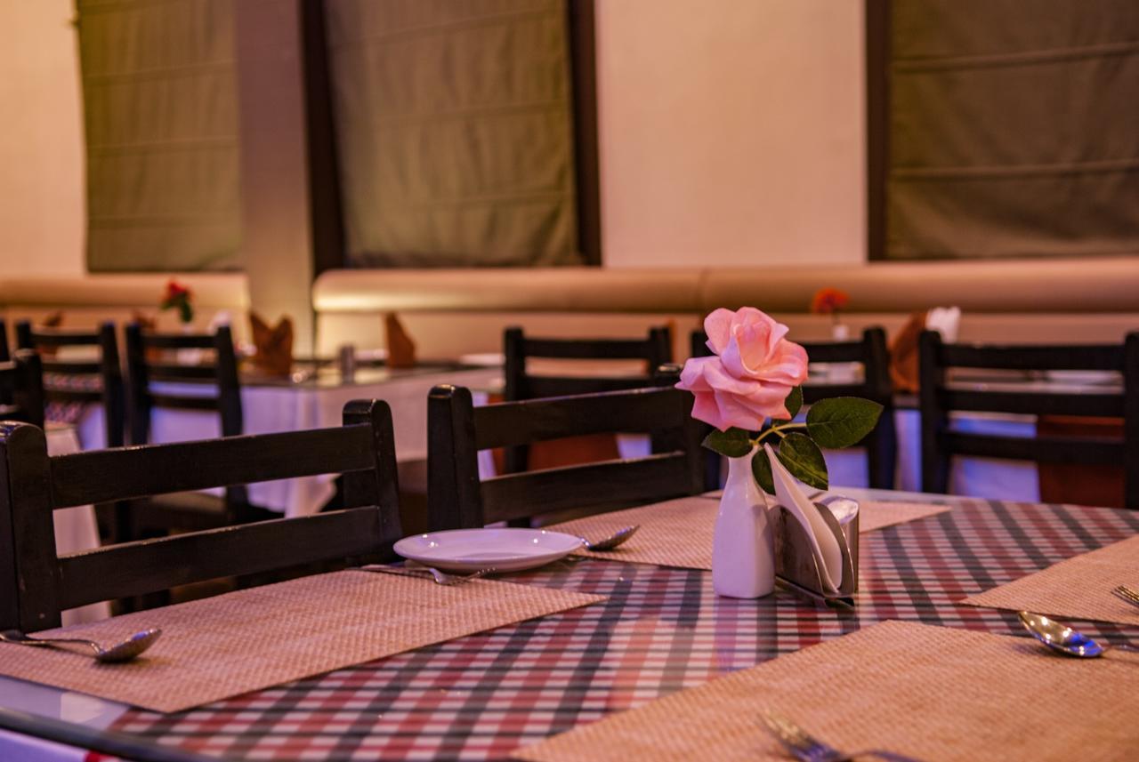 Hotel Jyoti Forbesganj Kültér fotó