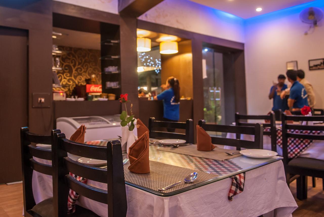Hotel Jyoti Forbesganj Kültér fotó